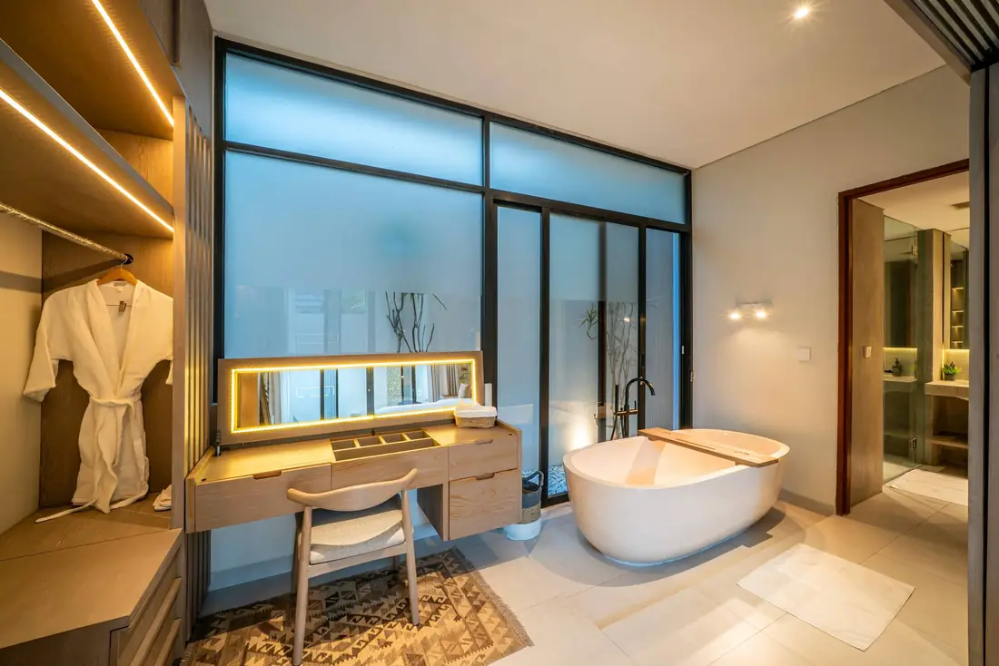 Bathroom with bathtub